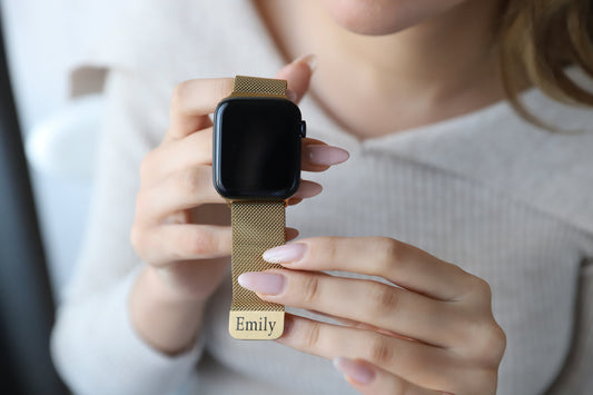 Personalized Apple Watch Band: Magnetic Milanese Loop Strap