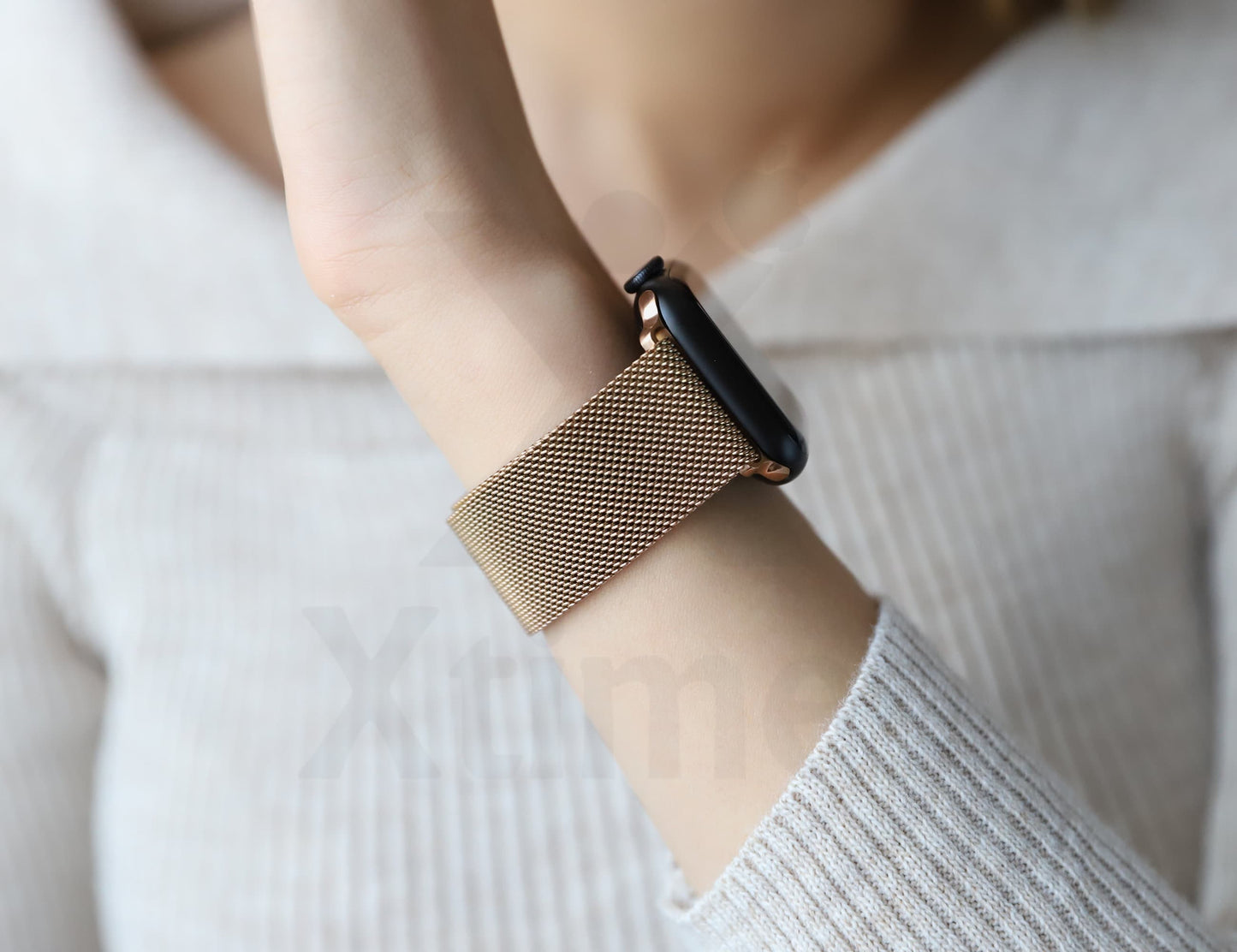 Personalisiertes Apple Watch-Armband: Magnetisches Milanese Loop-Armband