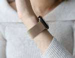 Personalisiertes Apple Watch-Armband: Magnetisches Milanese Loop-Armband