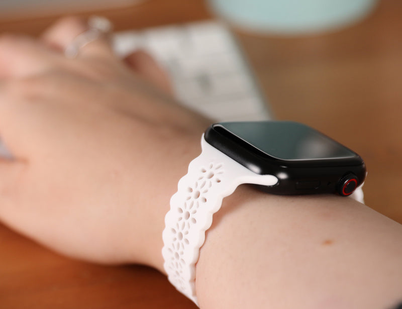 Lace Silicone Apple Watch Band: Women's iWatch Strap